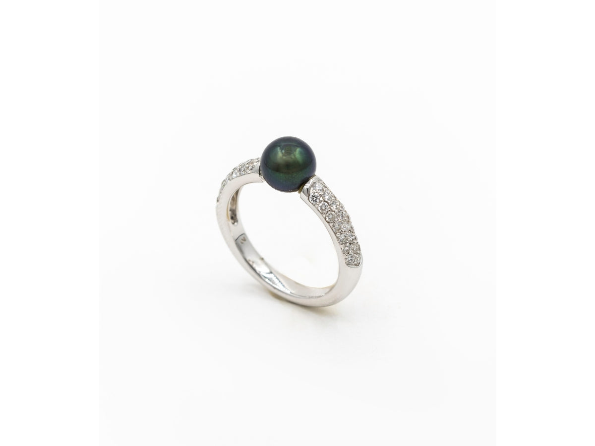 Diamond Pearl Ring