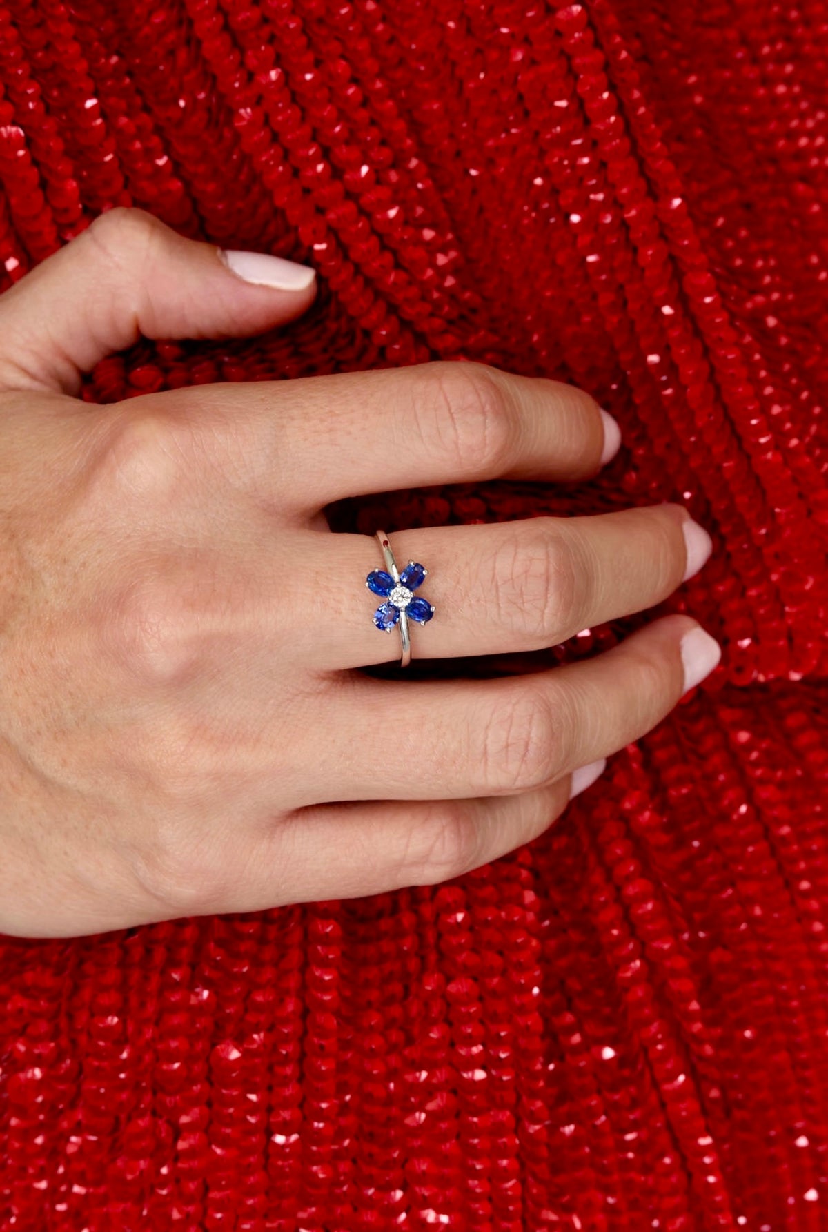 GEMSTONE FLOWER RING
