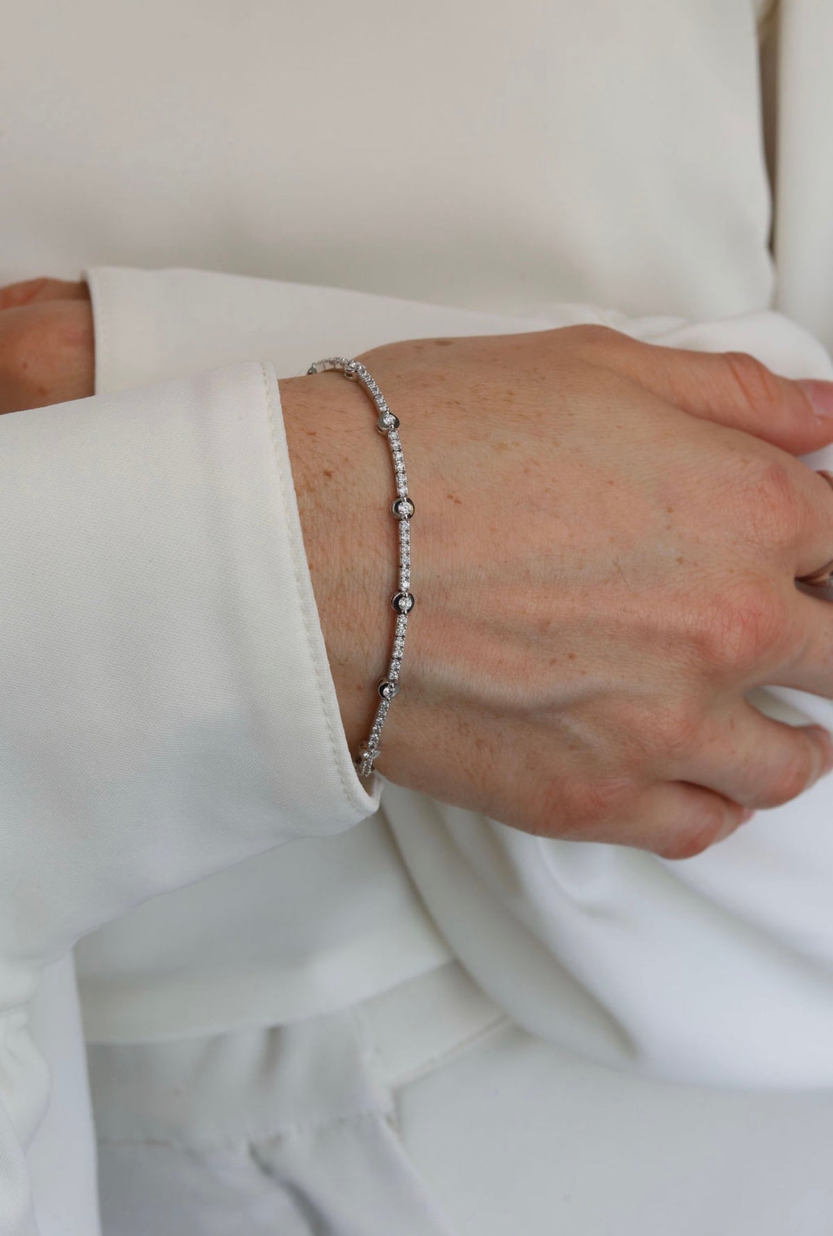 DIAMOND STATION BRACELET
