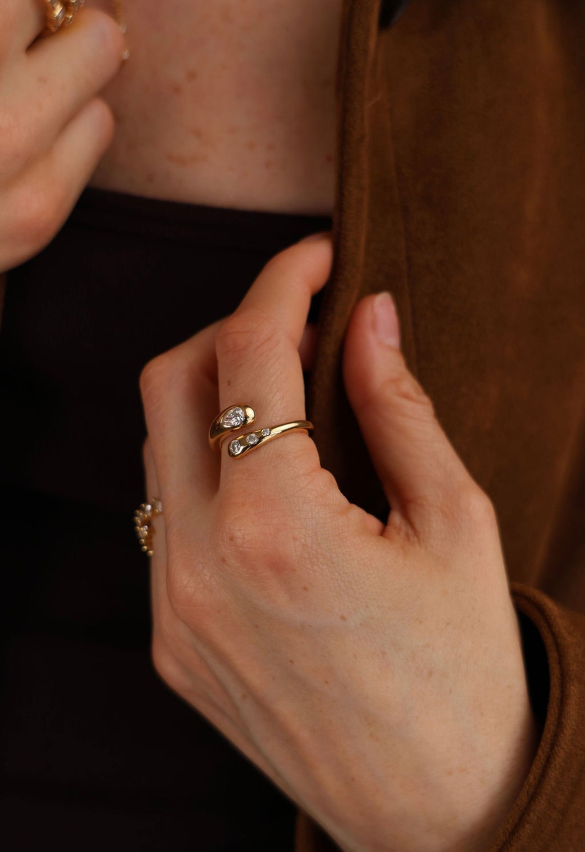 DIAMOND FLOW RING