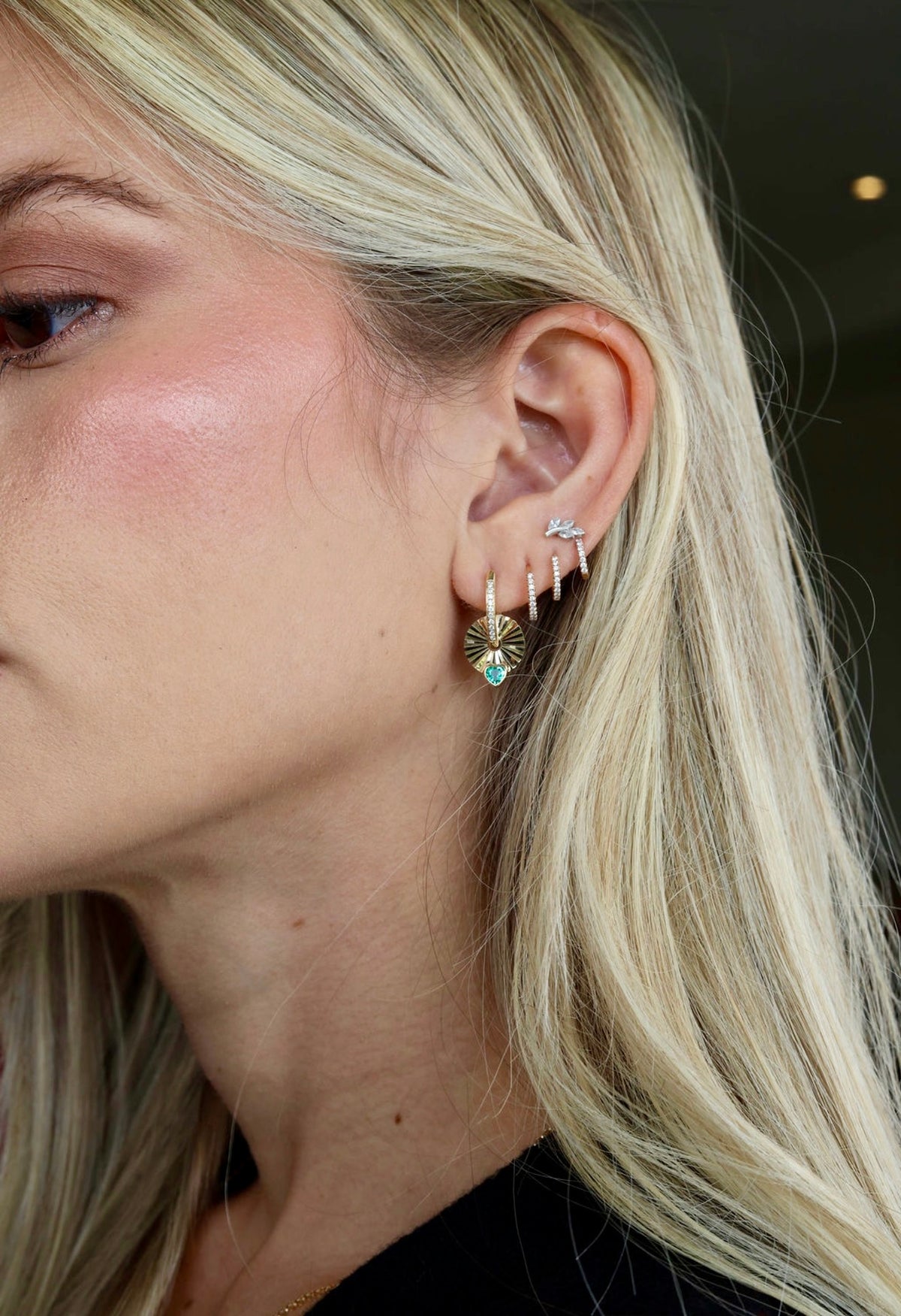 SUNRAY EMERALD EARRINGS